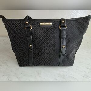 Tommy Hilfiger black signiture bag